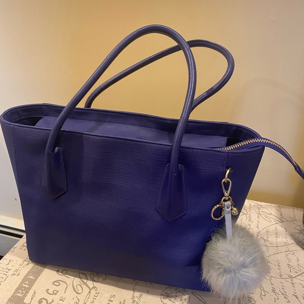 Dagne Dover Shoulder Bag!!